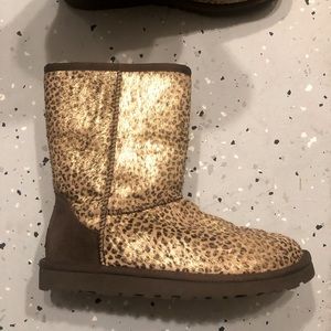 Leopard metallic Ugg boots